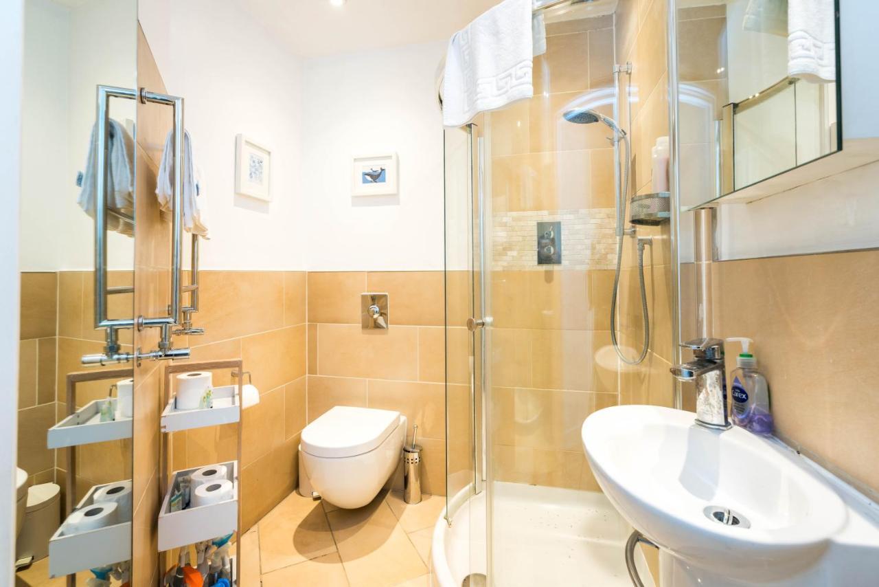 Spacious 2 Bedroom / Gloucester Road / Kensington Лондон Екстериор снимка